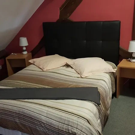 Hebergement-luxeuil-les-bains Apartment *